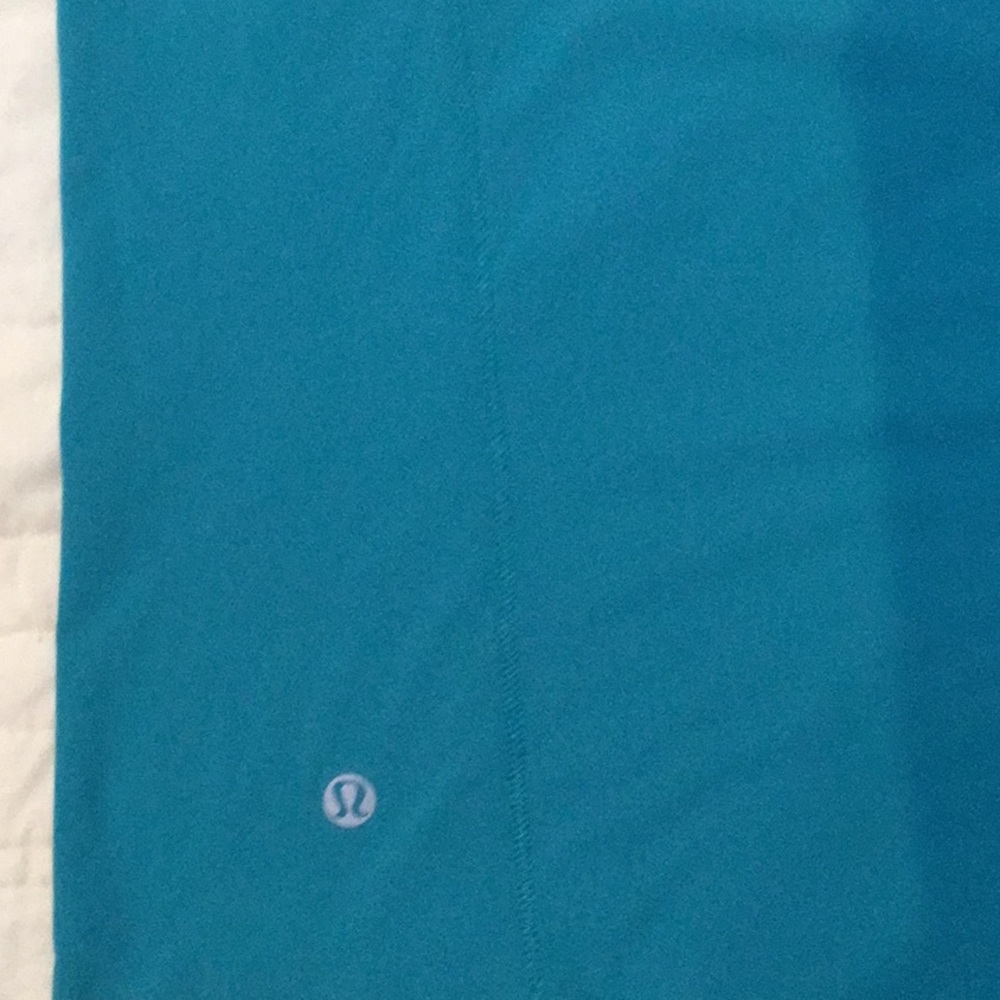 Lululemon Teal Run A Marathon Singlet - Picture 4 of 6